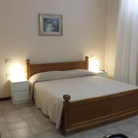 2000 Szálloda Firenze
