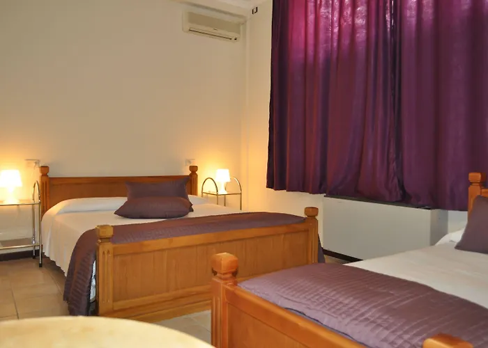 Hotel 2000